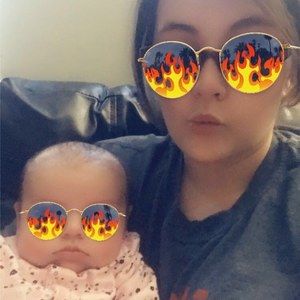 Meet your Posher, Tee